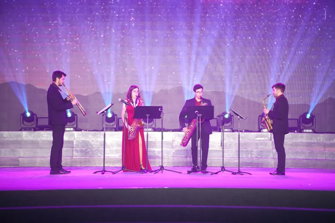 International art showcase